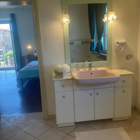 Sunshine Guest house 3*